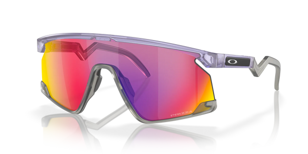 OAKLEY- BXTR – Luka Life + Style