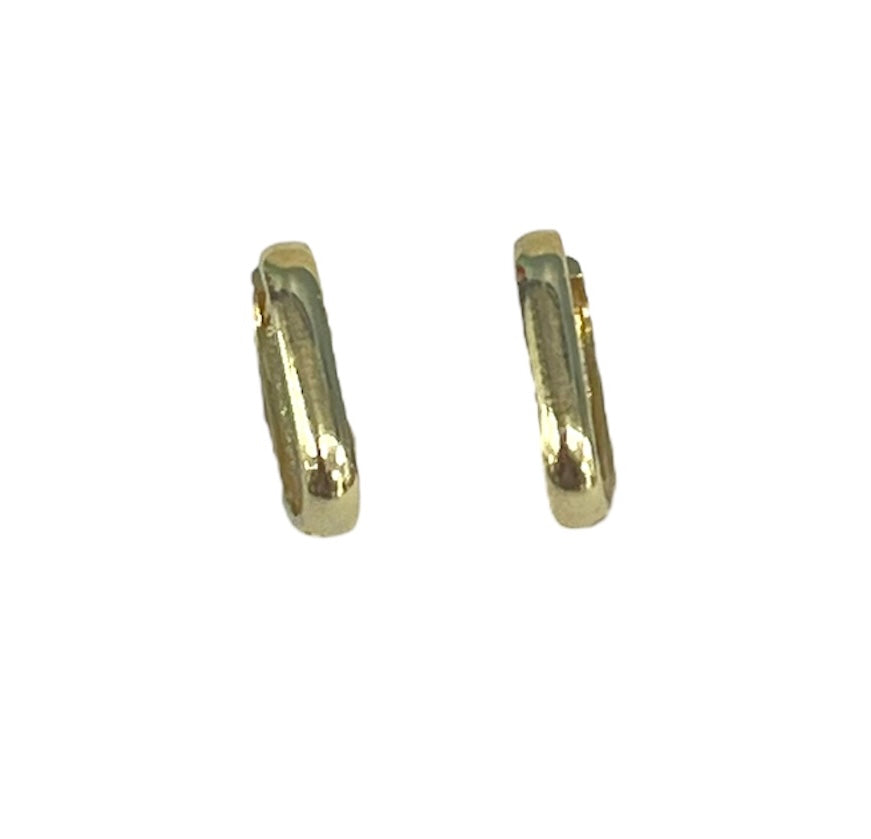 14kt Gold Huggie Earrings