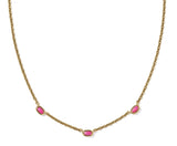 KENDRA SCOTT- Mini Elisa Vintage Gold Three Stone Strand Necklace in Dark Fuchsia Variegated