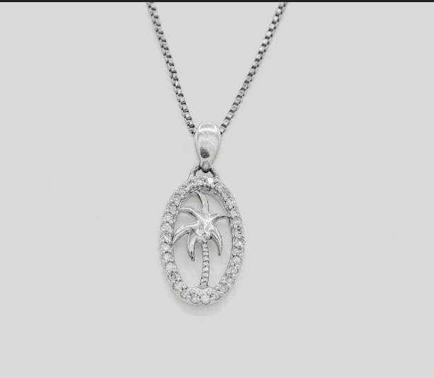 LUKA DIAMONDS- Palm Frame Pendant Necklace