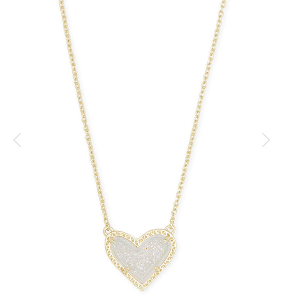 Ari Heart Gold Pendant Necklace in Black Drusy