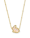 KENDRA SCOTT- Bunny Gold Short Pendant Necklace in Taupe Mother of Pearl