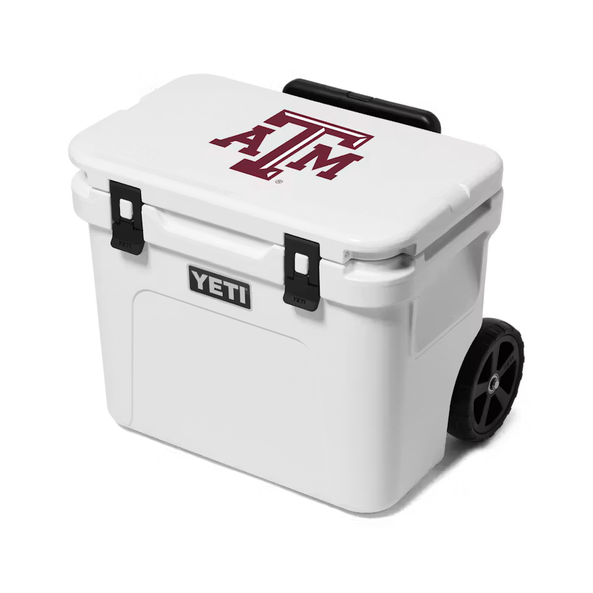 YETI- Roadie 32 Wheeled Cooler in Texas A&M