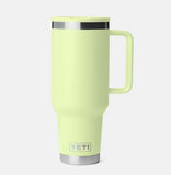YETI- 40oz Travel Straw Mug in Grasshopper