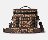 YETI- Flip 8 Soft Cooler in Wetlands Camo