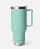 YETI- 40oz Travel Straw Mug in Sea Stone