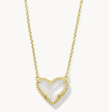 KENDRA SCOTT- BOXED Ari Heart Gold Pendant Necklace in Ivory Mother of Pearl