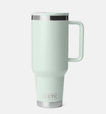 YETI- 40oz Travel Straw Mug in Ridgeline