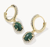 KENDRA SCOTT- Daphne Gold Crystal Frame Huggie Earrings in Green Malachite