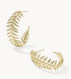 KENDRA SCOTT- Kayla Hoop Earring in Gold Metal