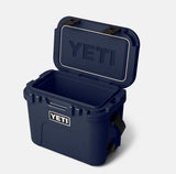 YETI- Roadie 15 Hard Cooler in Navy