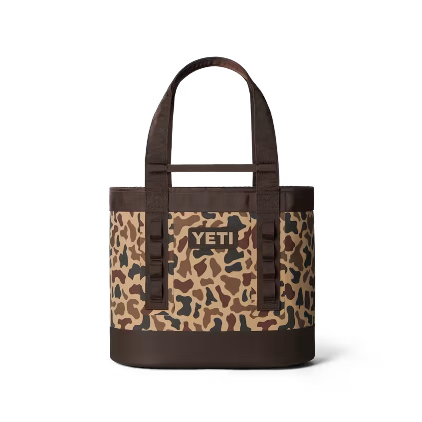 YETI- Camino Carryall 35 in Wetlands Camo