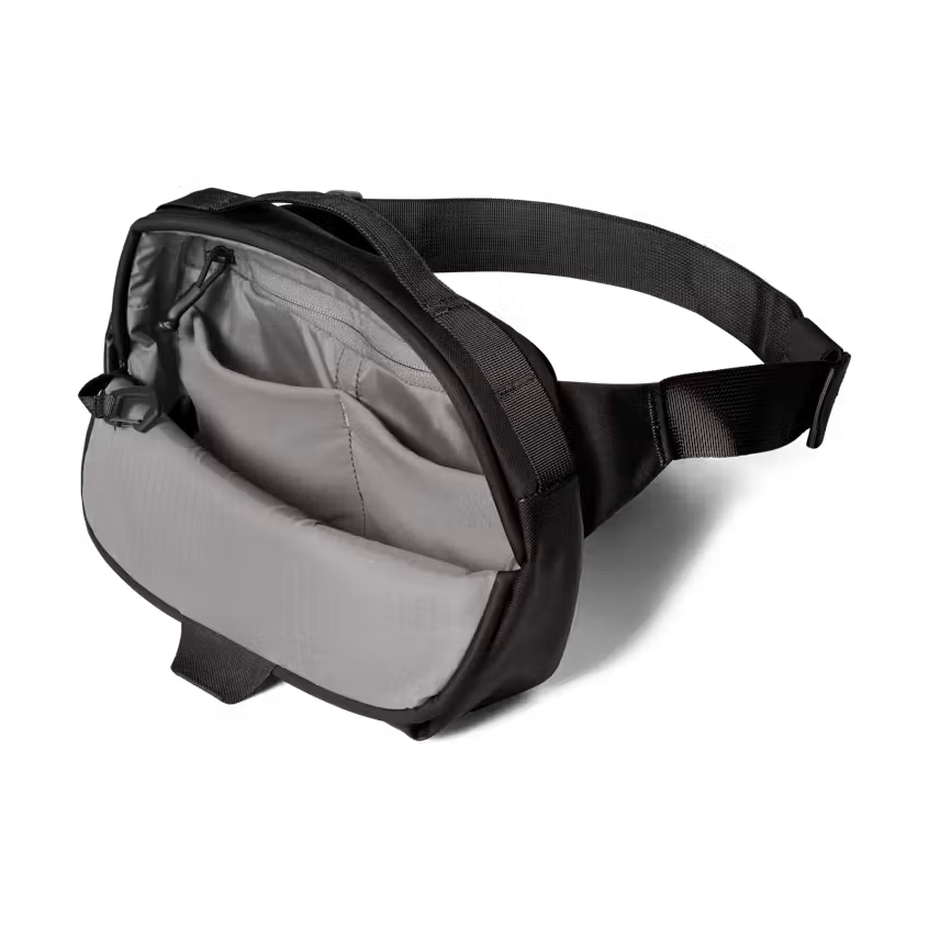 YETI- Ranchero Crossbody 4L in Black