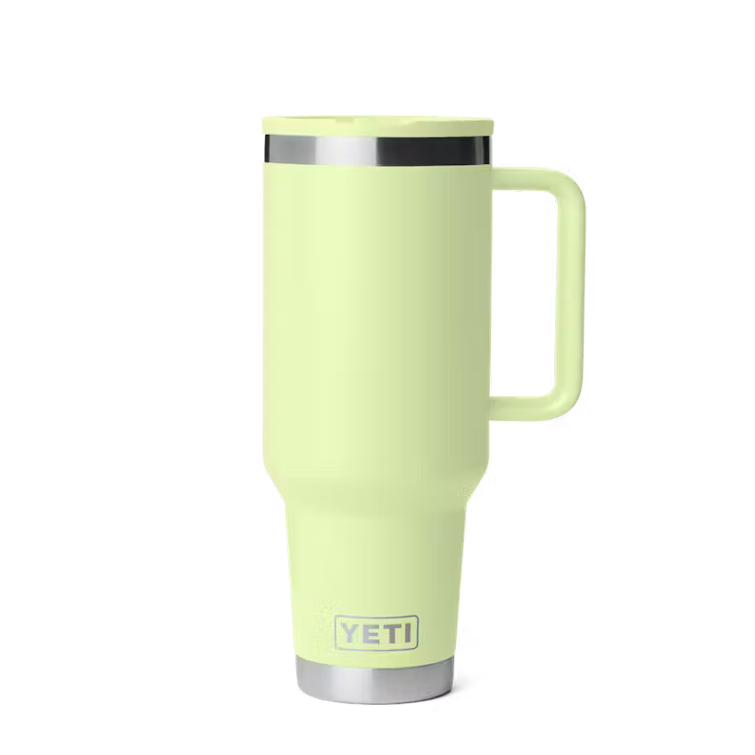 YETI- 40oz Travel Straw Mug in Grasshopper