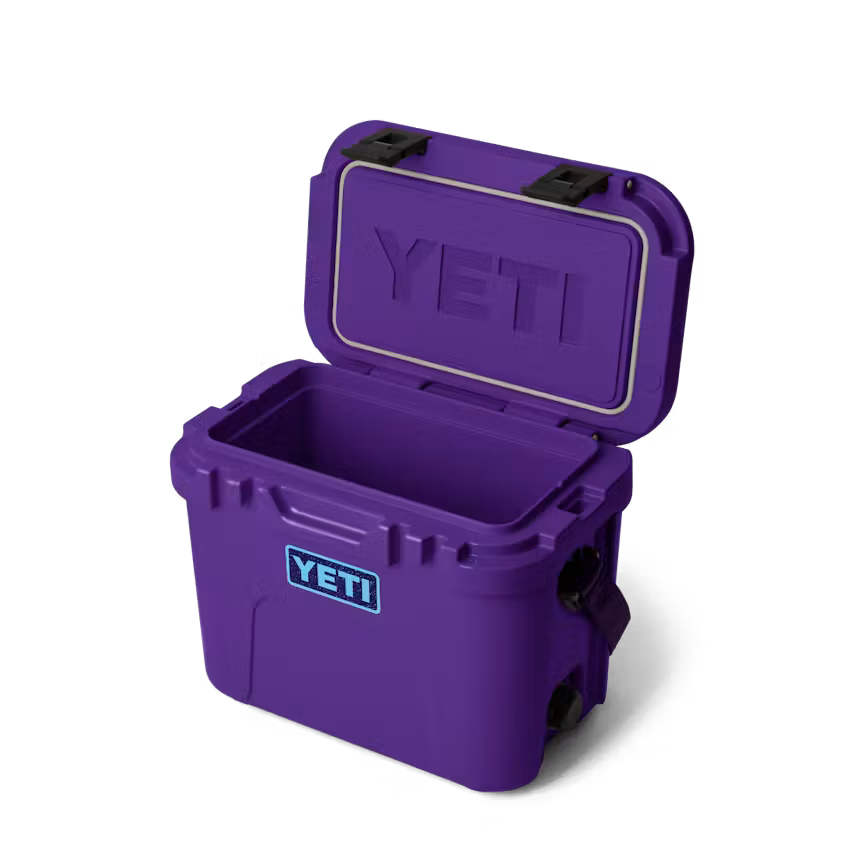 YETI- Roadie 15 Hard Cooler in Pace Purple/Blue