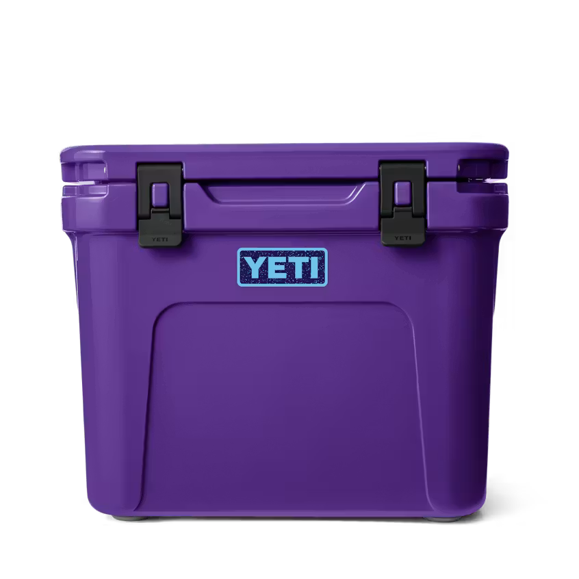 YETI- Roadie 32 Hard Cooler in Pace Purple/Blue
