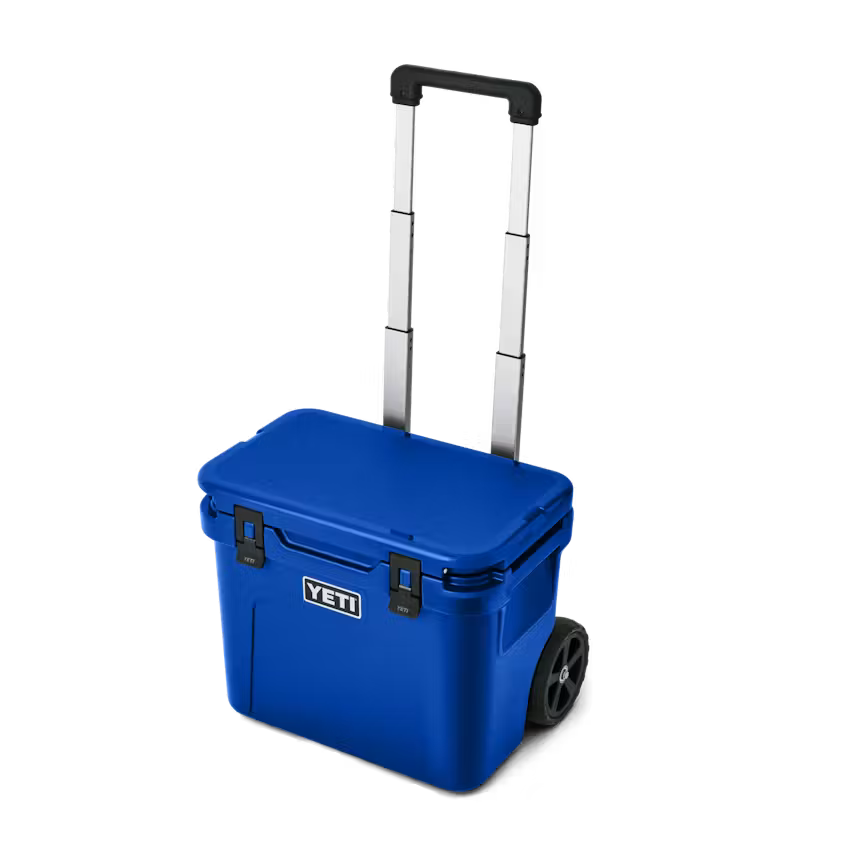 YETI- Roadie 32 Wheeled Cooler in Royal Blue