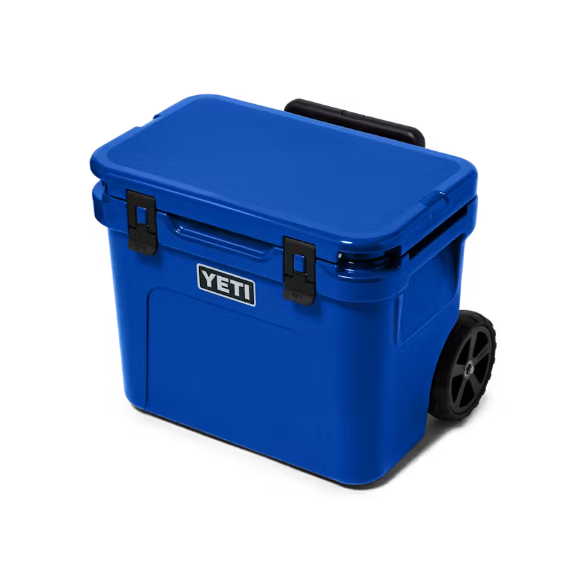 YETI- Roadie 32 Wheeled Cooler in Royal Blue