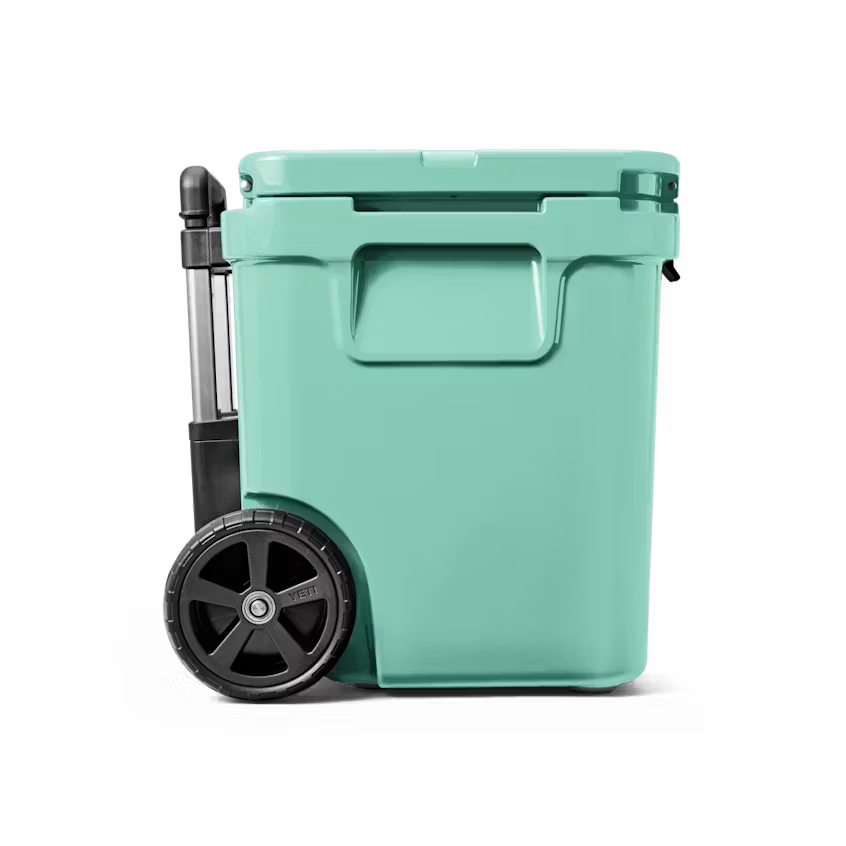 YETI- Roadie 48 Wheeled Cooler in Seafoam