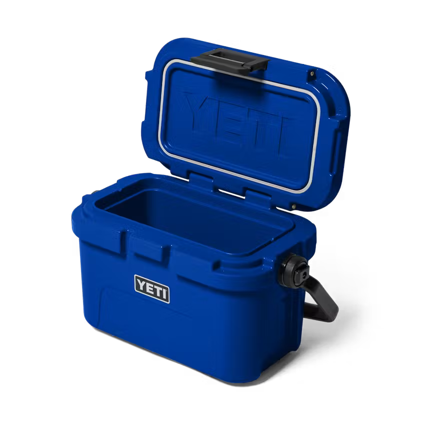 YETI- Roadie 8 Hard Cooler in Royal Blue