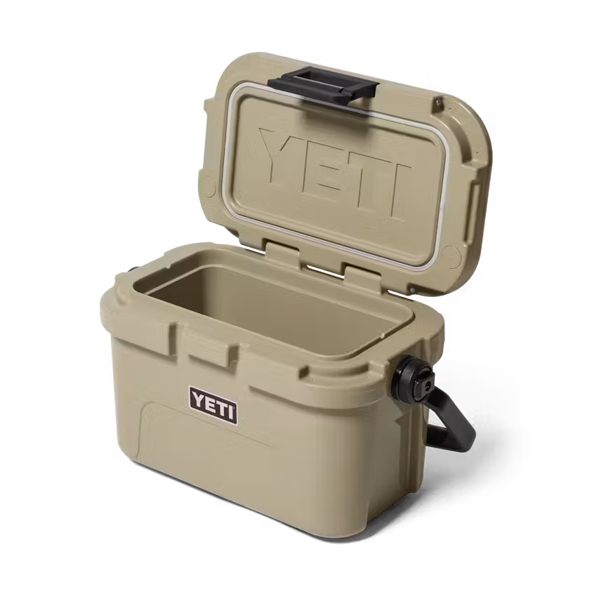 YETI- Roadie 8 Hard Cooler in Tan