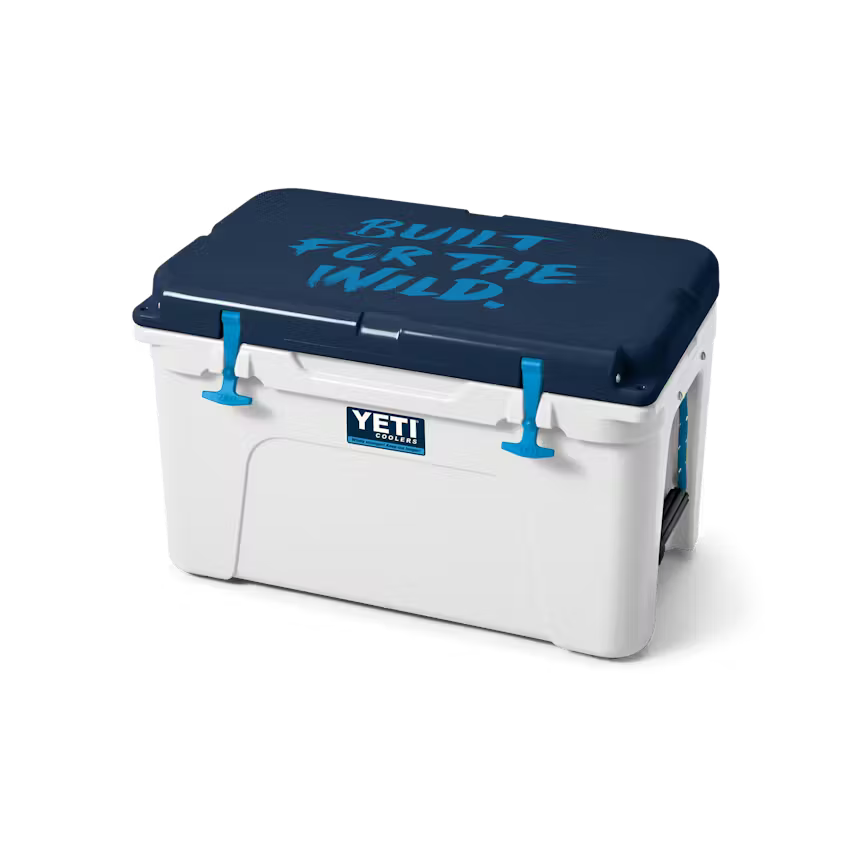 YETI- Tundra 45 Hard Cooler in White/Blue