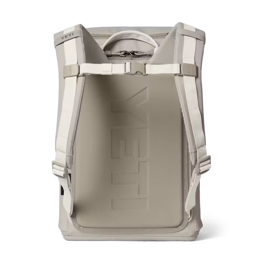 YETI- Daytrip 20L Backpack in Cape Taupe