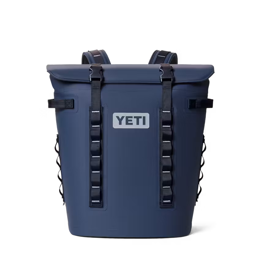 YETI- Hopper M20 Backpack in Classic Navy