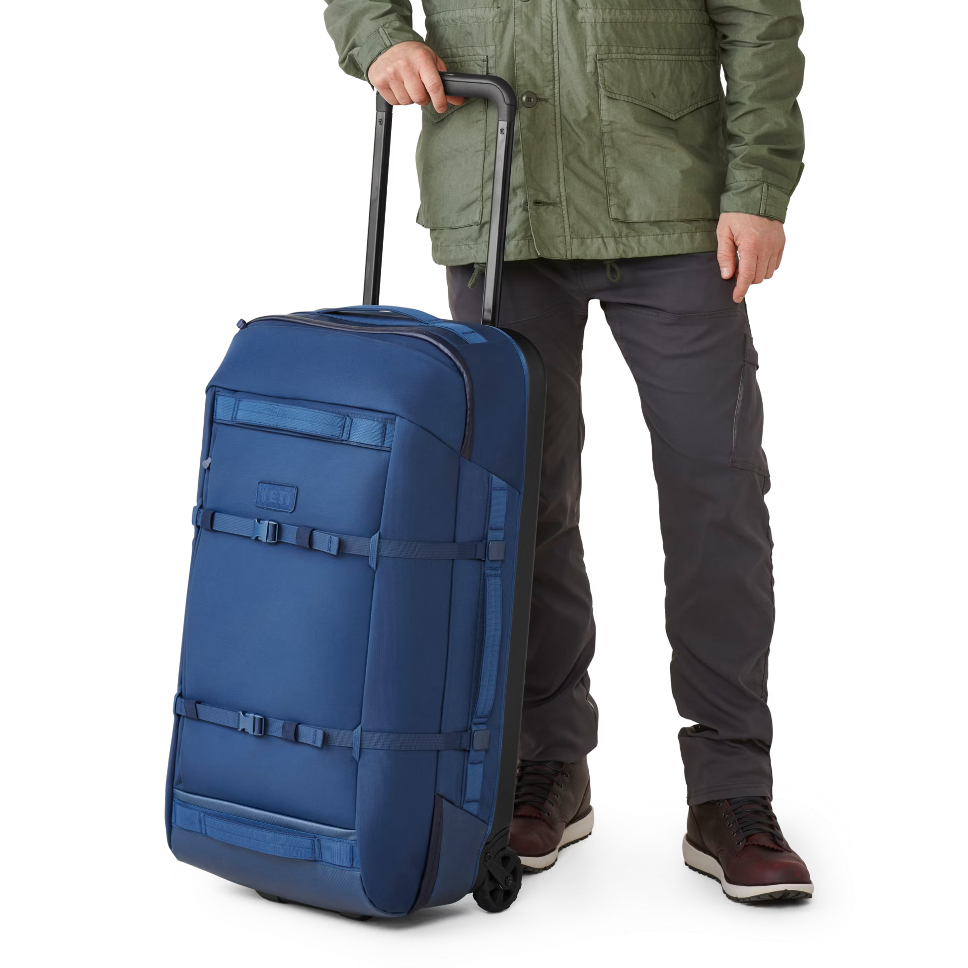 YETI - Crossroads 29" Luggage in Navy