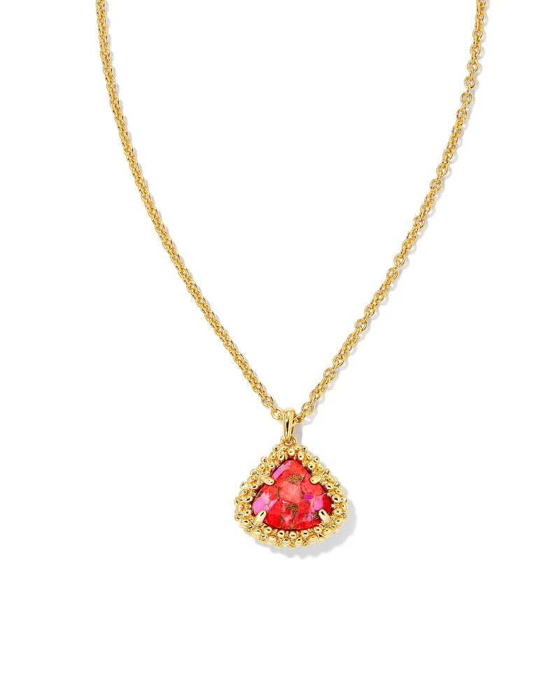 KENDRA SCOTT- Framed Kendall Short Pendant Necklace Gold/Bronze Veined Red Fuchsia